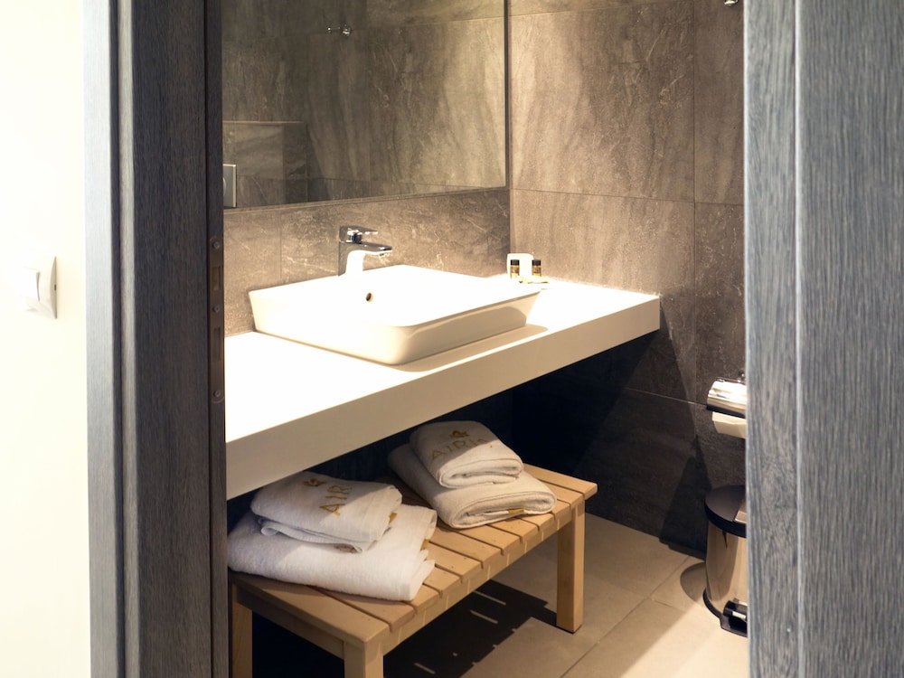 Superior Double or Twin Room - Photo 4