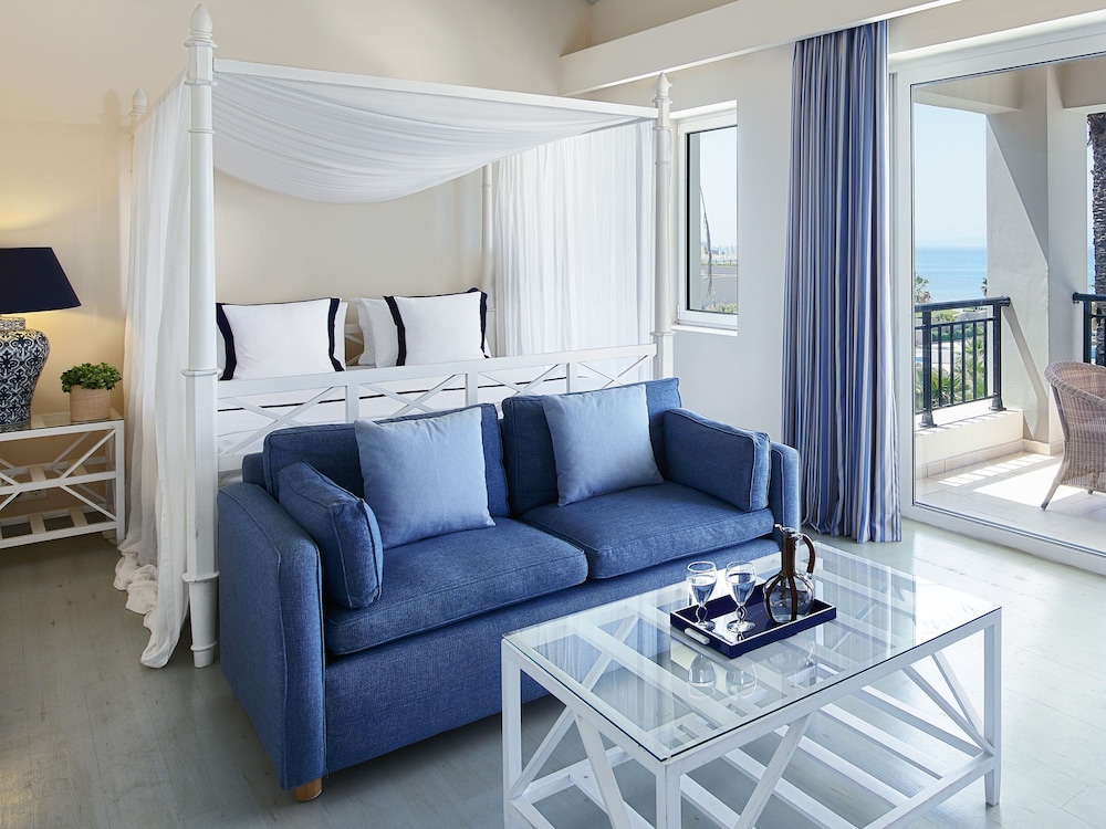 Deluxe Bungalow Sea View - Photo 5