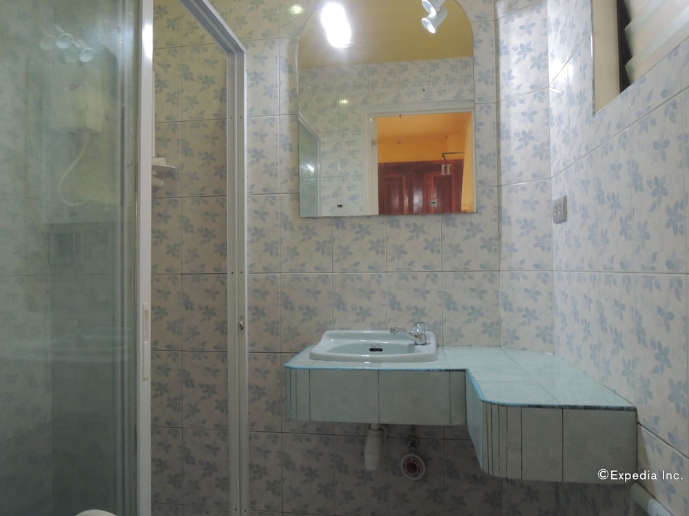 Dolphin watch rooms photo 3