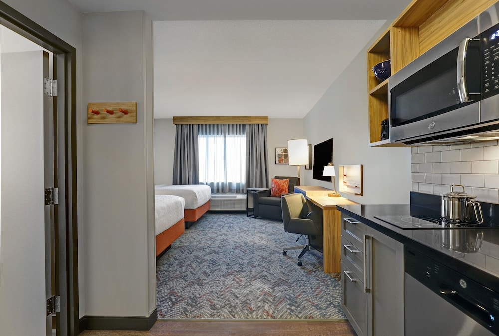 Studio Suite, 2 Queen Beds, Mobility Accessible (Accessible Tub) - Photo 6