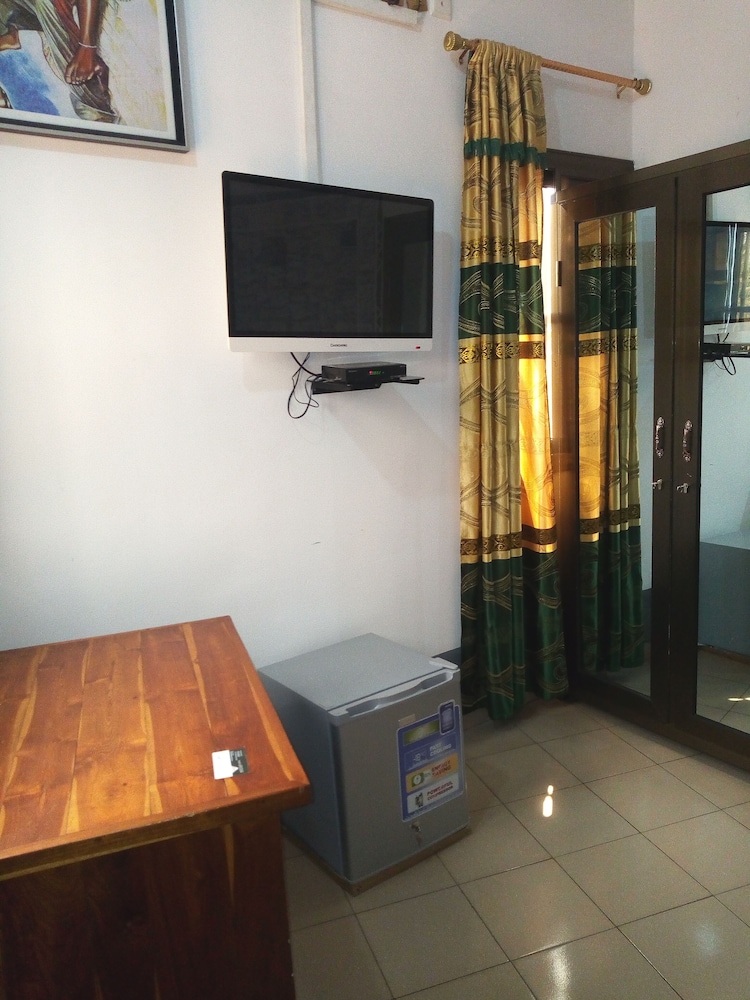 Grand Triple Room photo 2