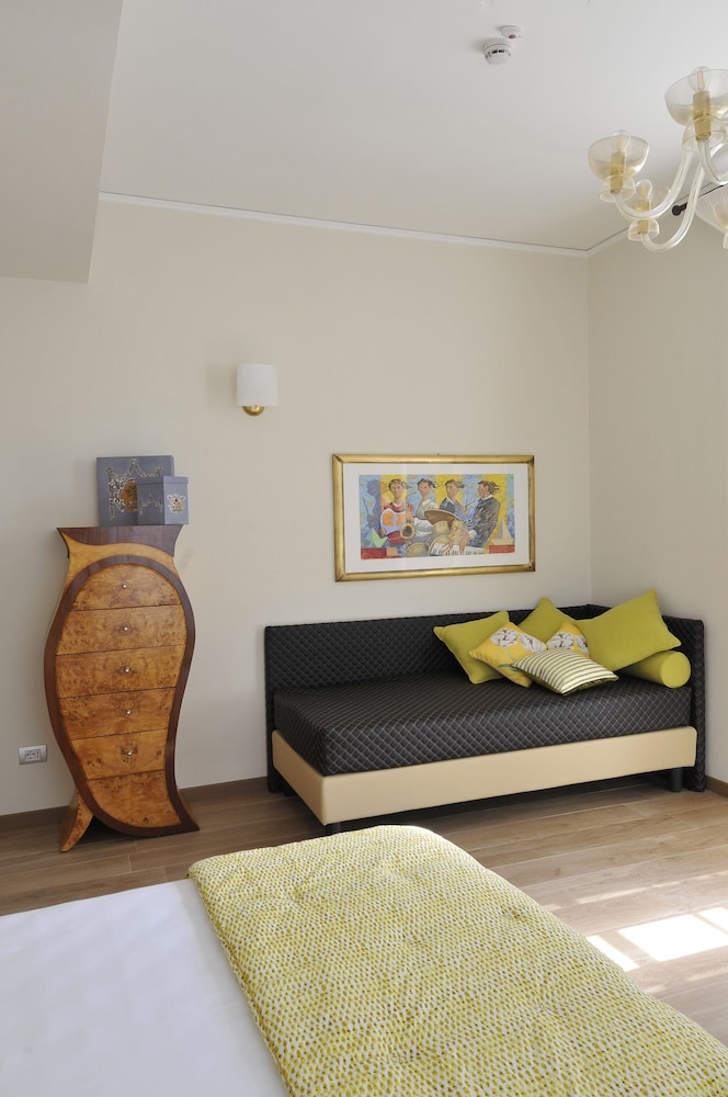 Luxury Double Room photo 1