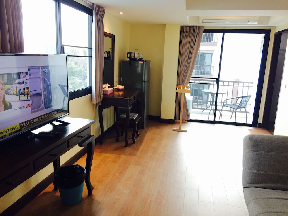Deluxe Room (Family (with bunk bed)) photo 3