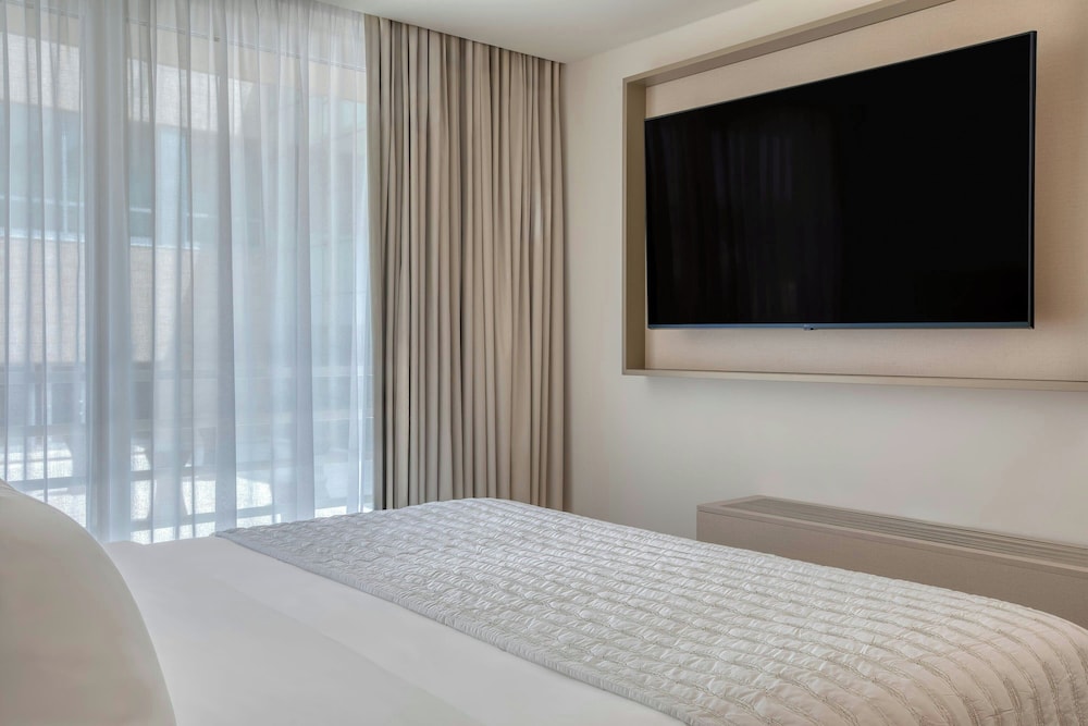 Family Suite, 3 Bedrooms, Balcony photo 3