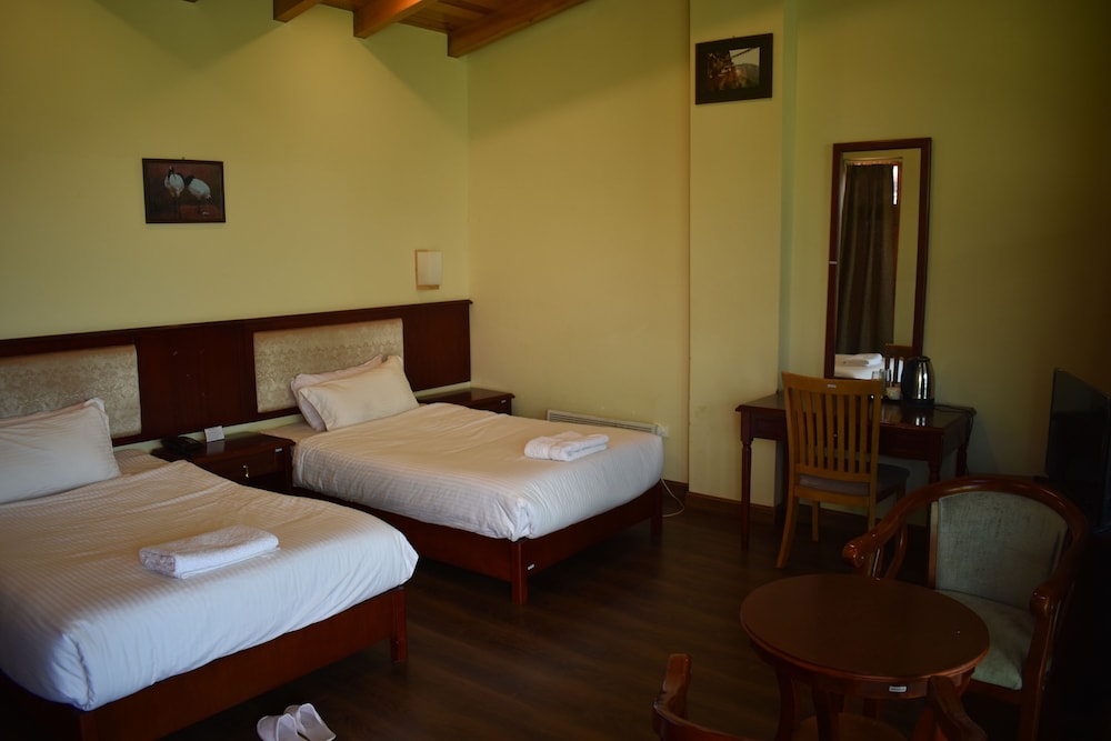 Standard Double or Twin Room photo 1