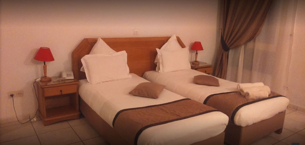 Double Room - Photo 2