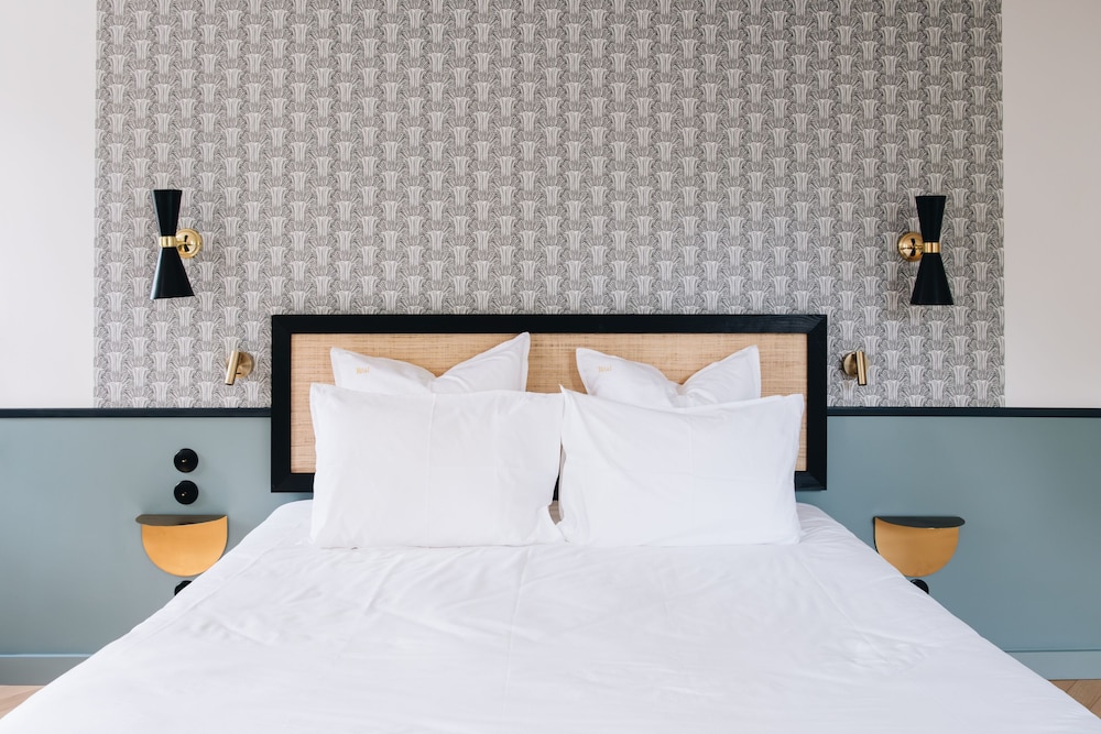 Double Room, Pool View (Chambre Pyla)