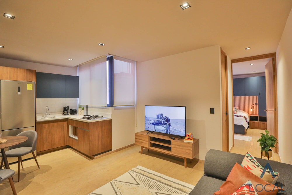 Junior Studio  With Kitchenette & Balcon photo 3