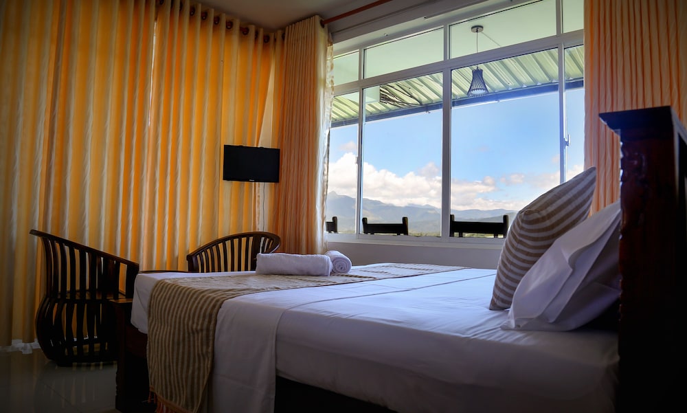 Standard Double Room with Mountain View photo 2