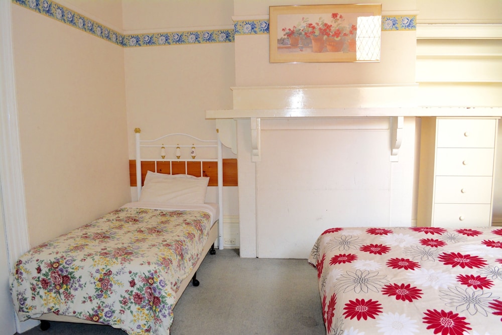 Standard Family Room - Photo 28