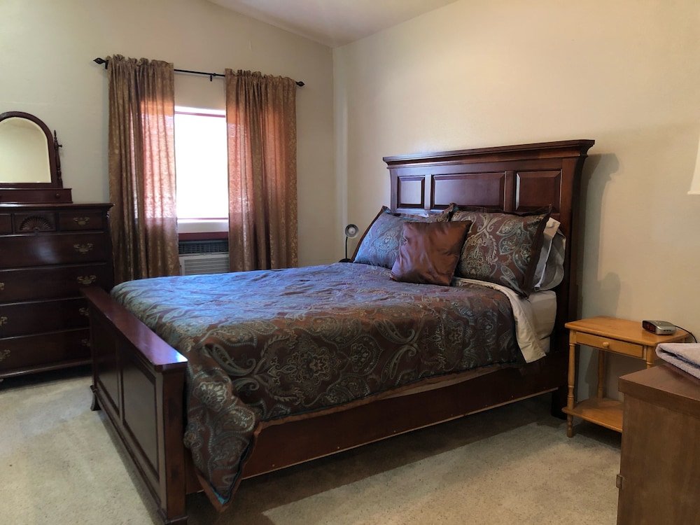 Family Cottage, Multiple Beds, Mountain View (The Weissner Cottage) photo 1