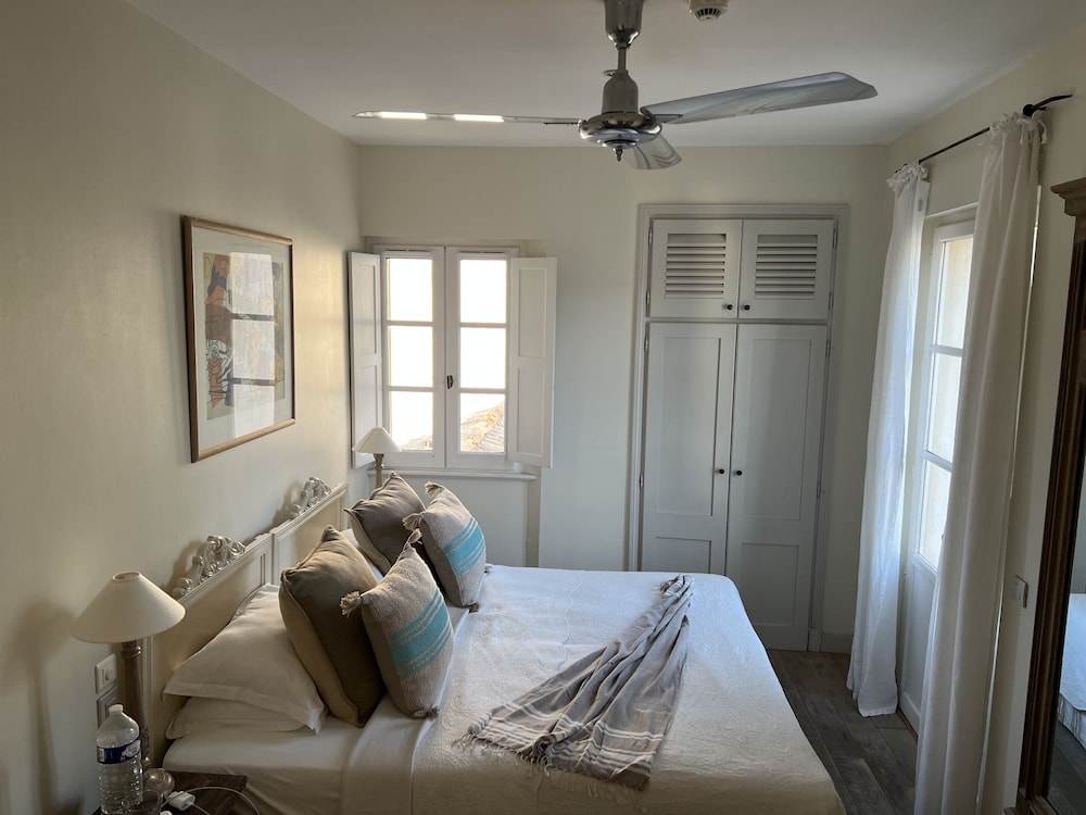 Deluxe Double or Twin Room, Pool View (Cosy)