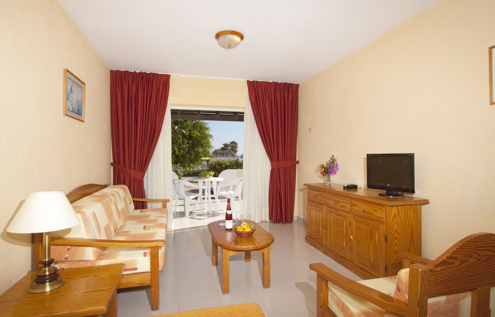 Bungalow Estándar, 1 Dormitorio, Vista a la Piscina