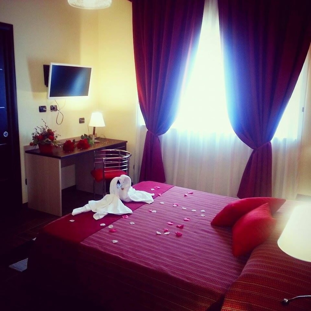 Deluxe Double Room photo 3