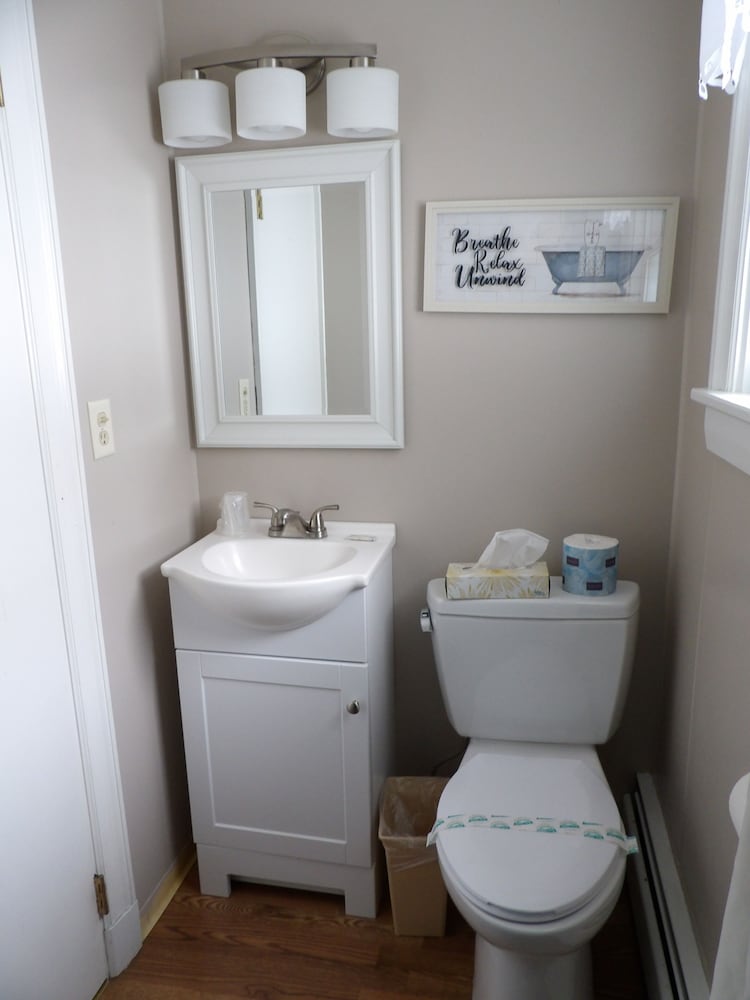 Basic Double Or Twin Room, Multiple Beds, Mountain View photo 3