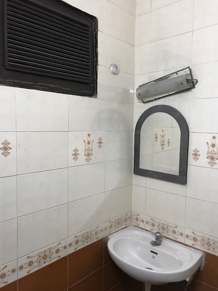 Deluxe Room (Ac)