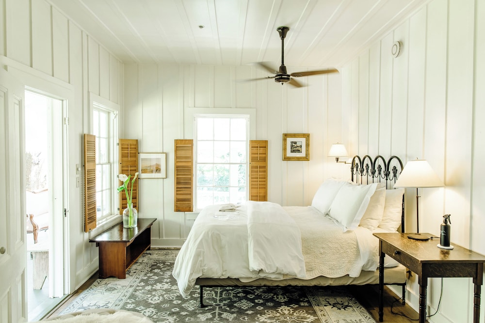 Panoramic Suite, Multiple Beds, Balcony, Garden View