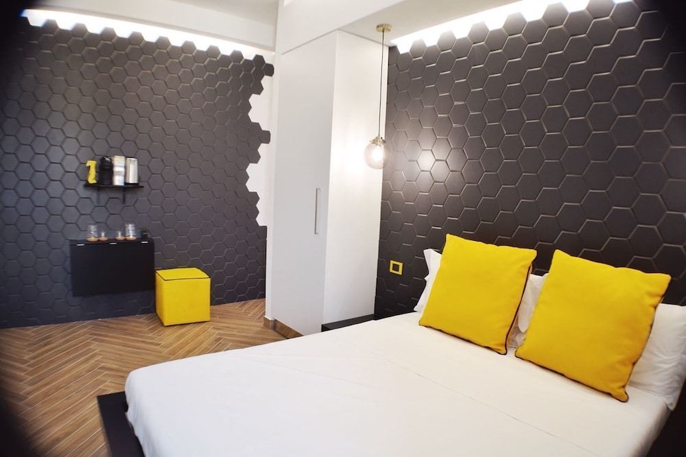 Comfort Room, Partial Sea View