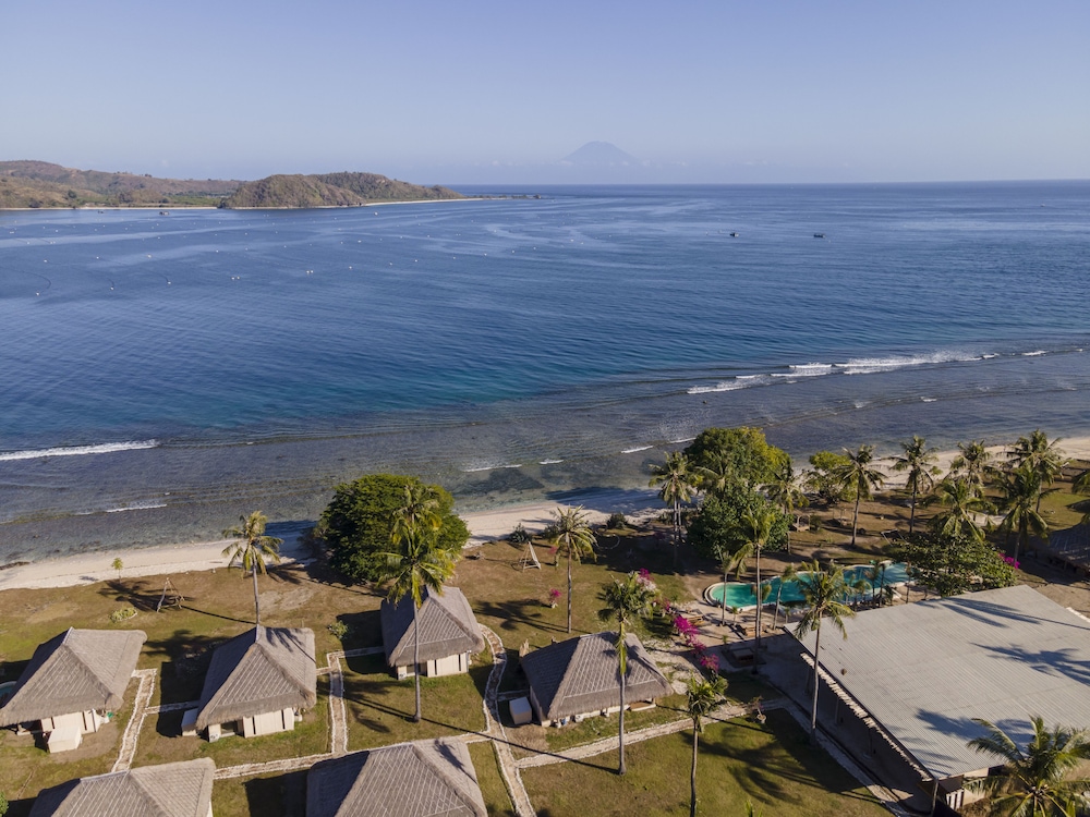 Beach Plunge Family Villa - Photo 20