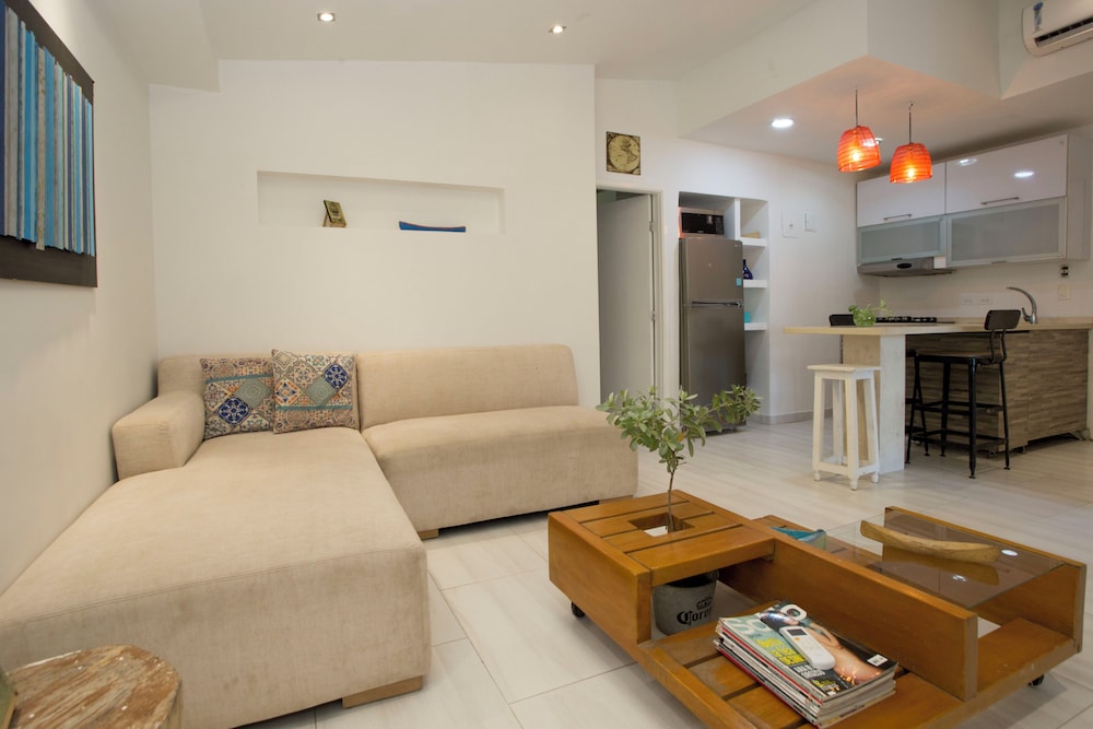 Family Studio Suite - Photo 3