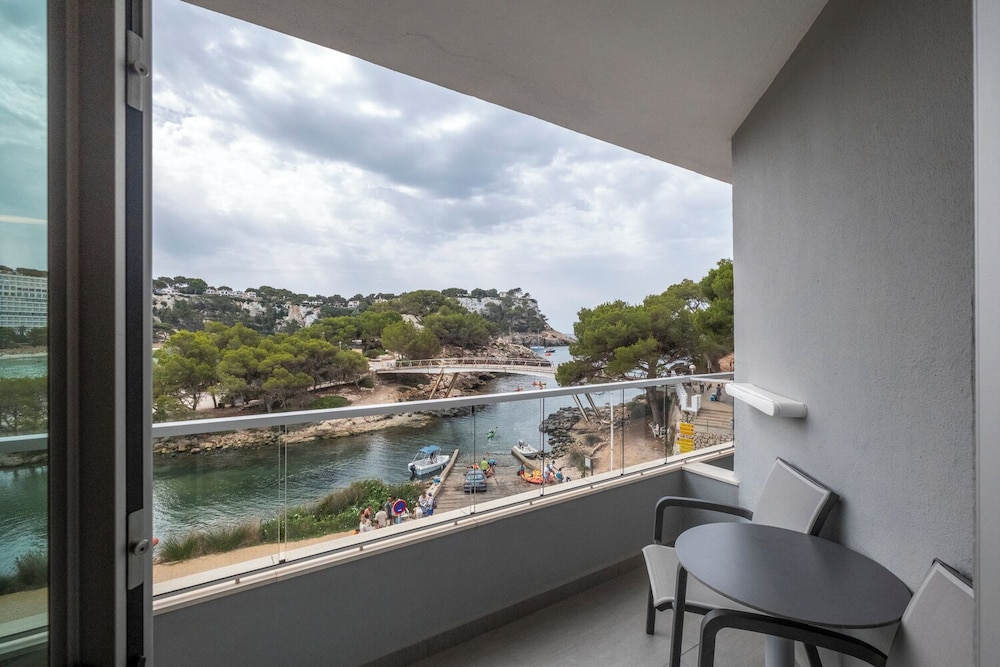 Premium Double Room, Balcony, Sea View photo 3