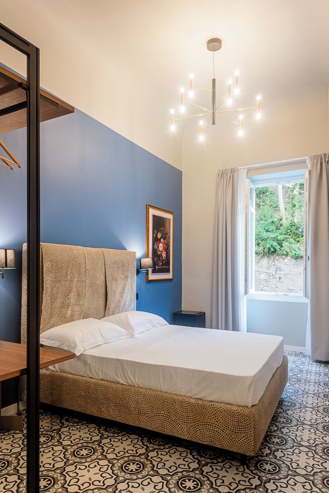 Classic Room, City View