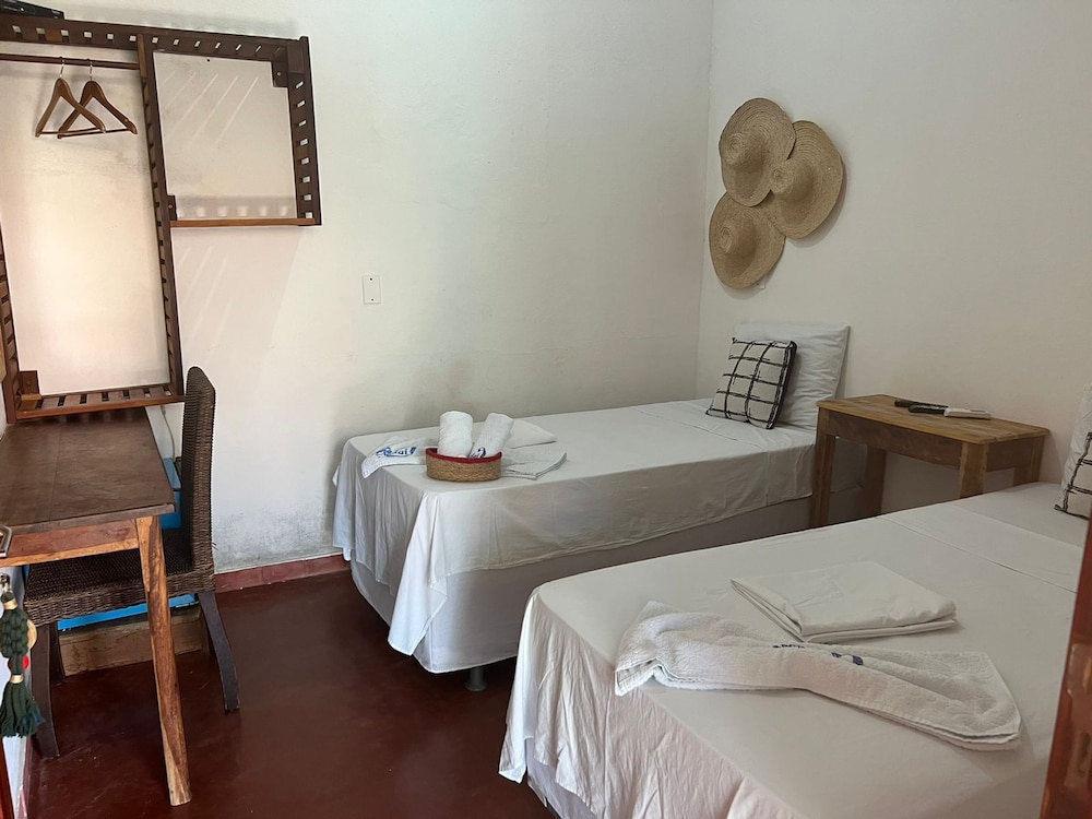 Standard Twin Room photo 2