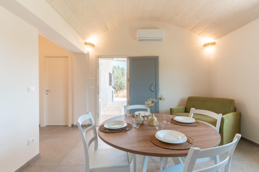 Villa photo 2