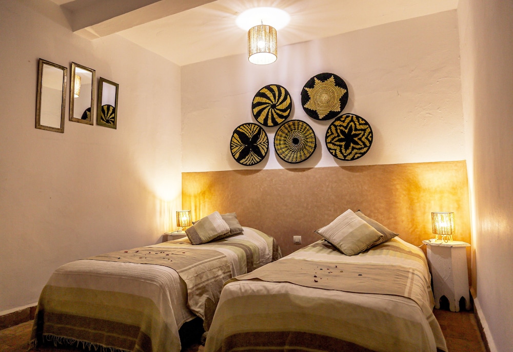 Double Room (Nejma)