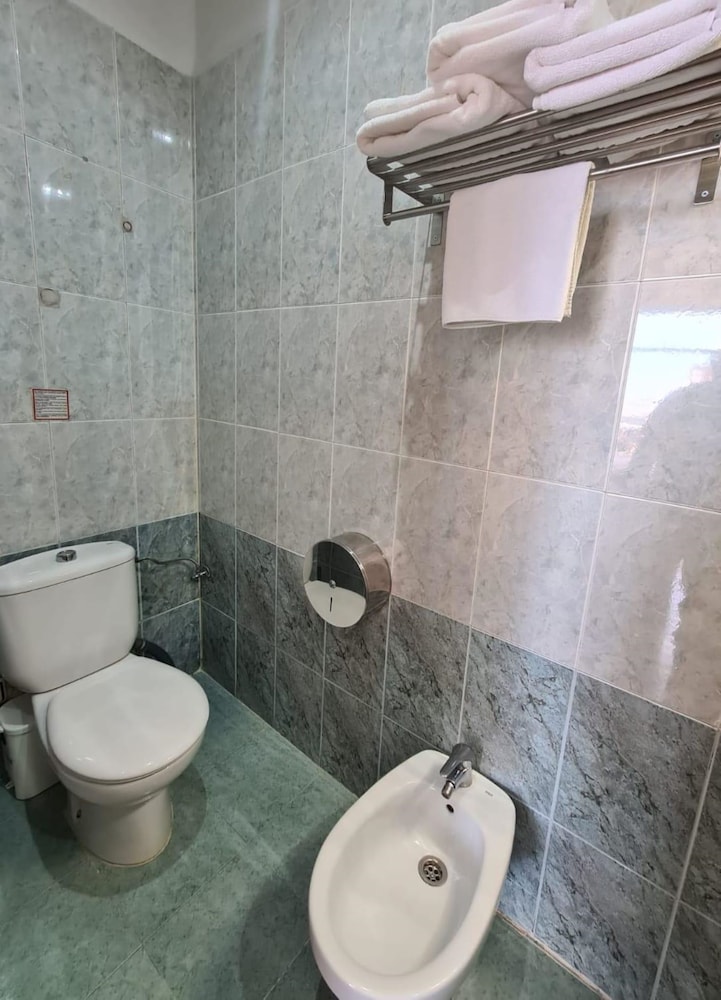Deluxe Triple Room, Private Bathroom (extra bed) photo 3