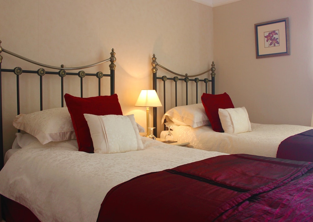 Standard Double or Twin Room, Private Bathroom
