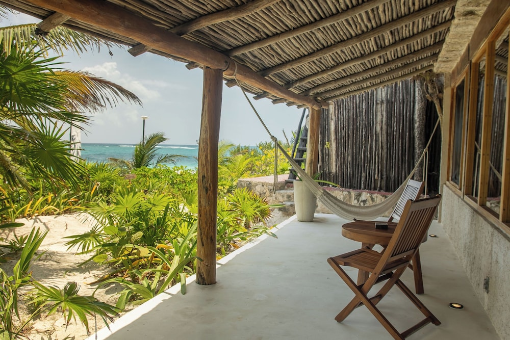 Casa Maya Ocean Front with A/C