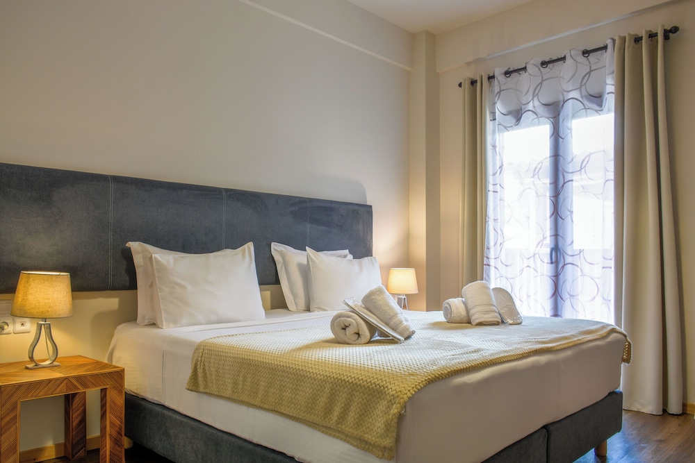 Superior Double Room, Pool View