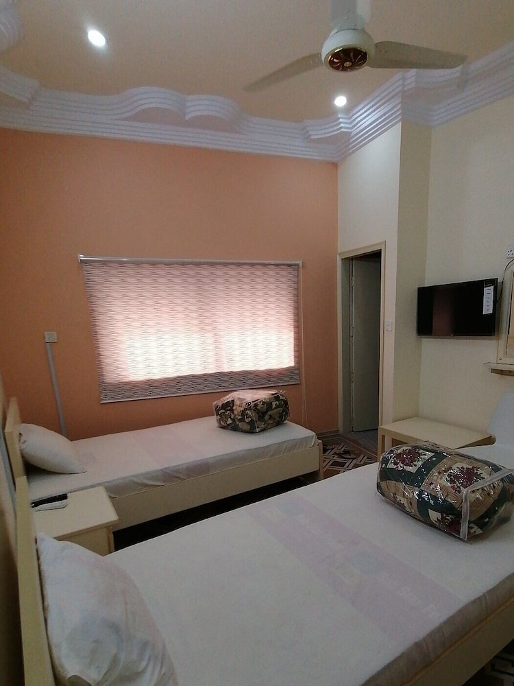 Deluxe Double or Twin Room photo 3