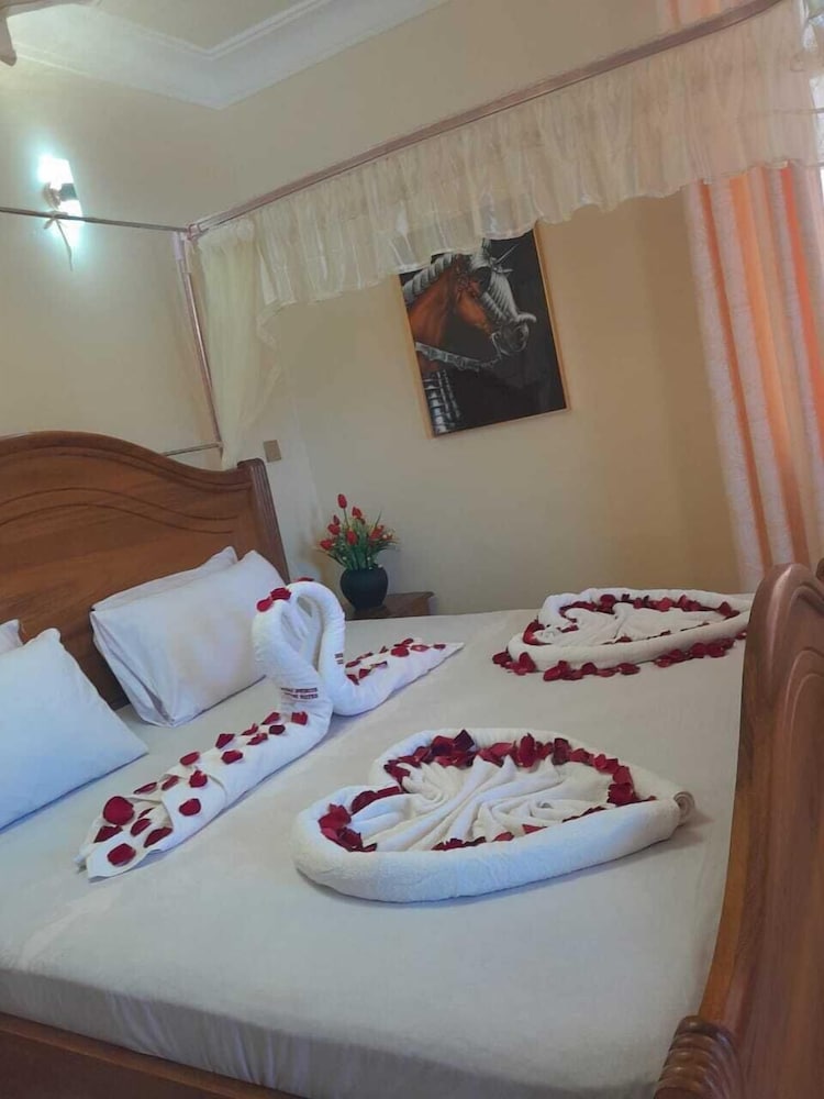 Luxury Double or Twin Room photo 1