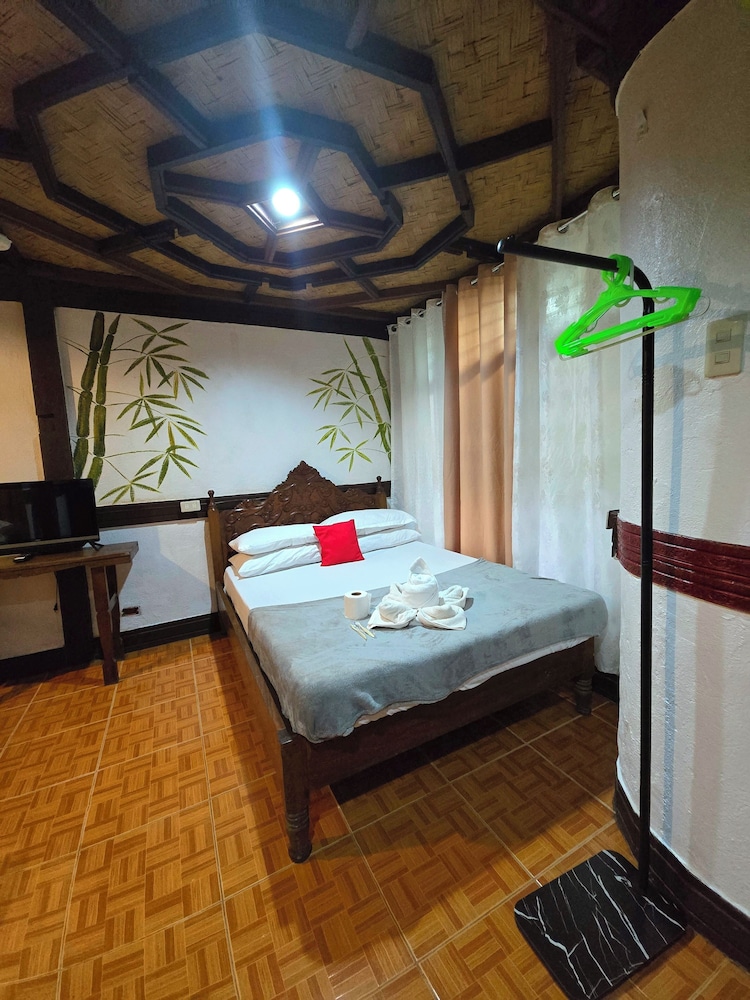 Family Quadruple Room, Patio, Garden View photo 2