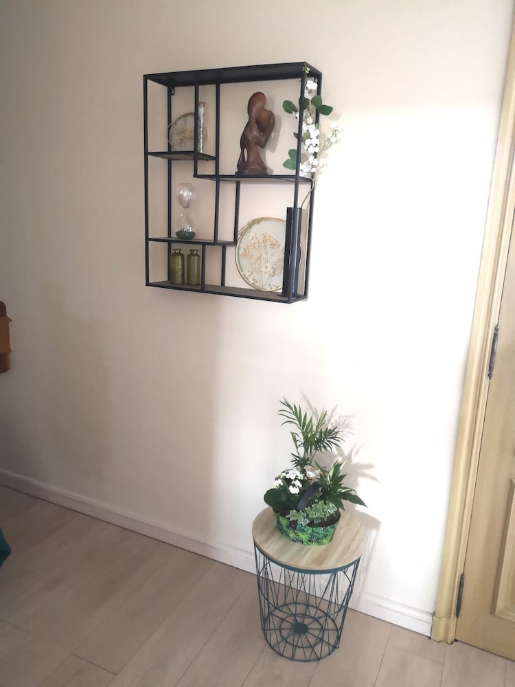 Family Room photo 2
