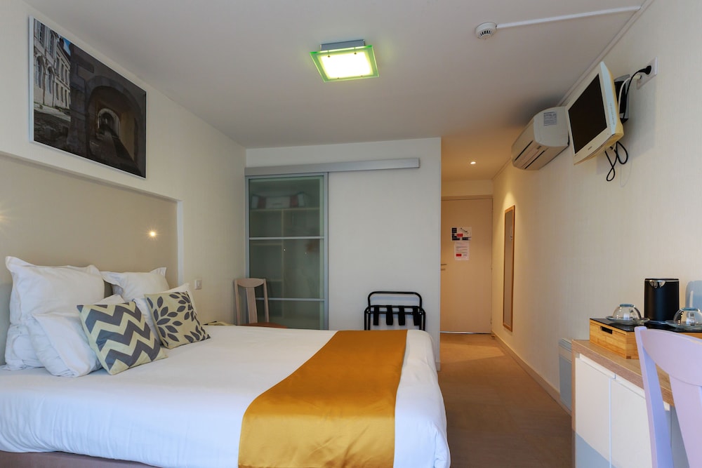 Comfort Room, 1 Queen Bed photo 1
