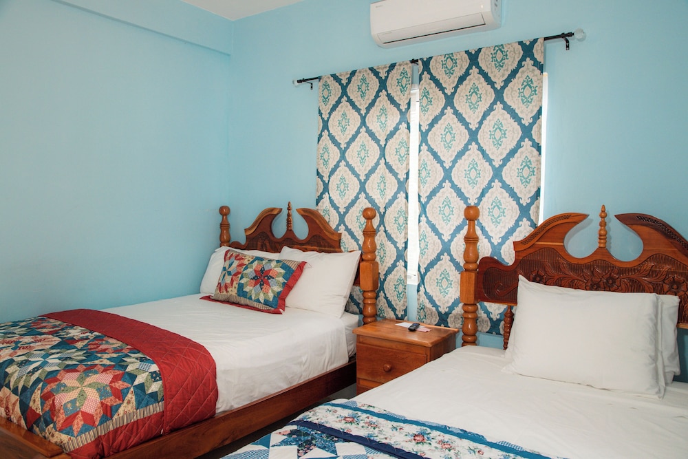 Standard Double or Twin Room photo 2