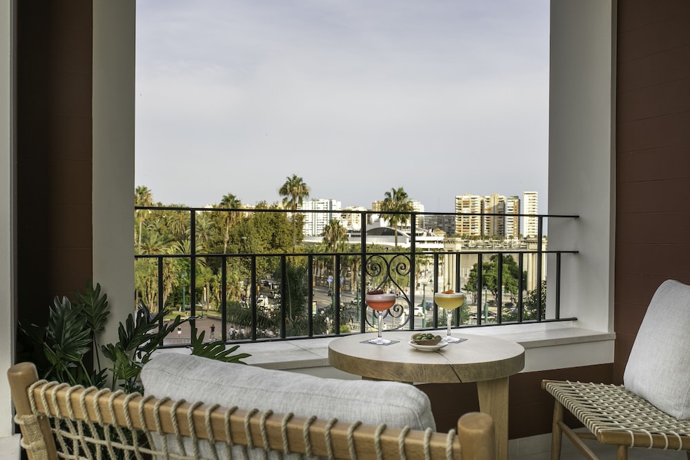 Premium Double Room Single Use (TERRACE)