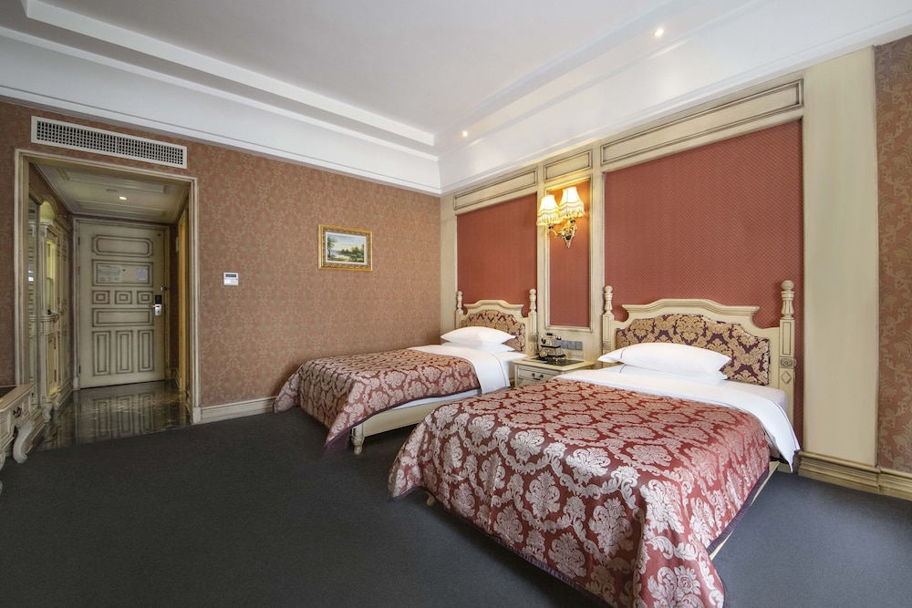 Standard Double Room photo 3