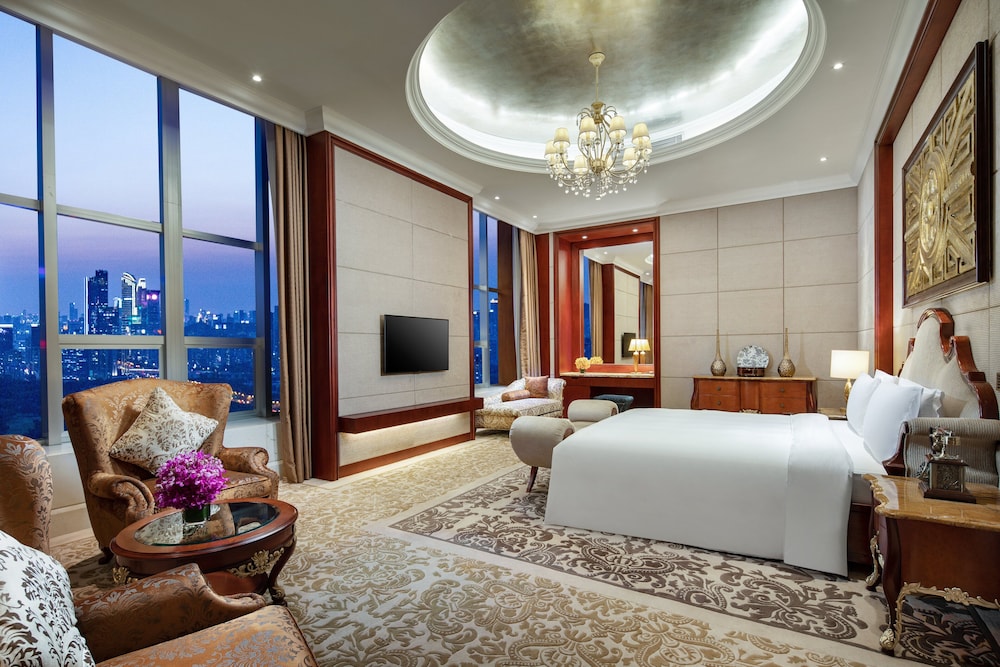 Presidential Suite