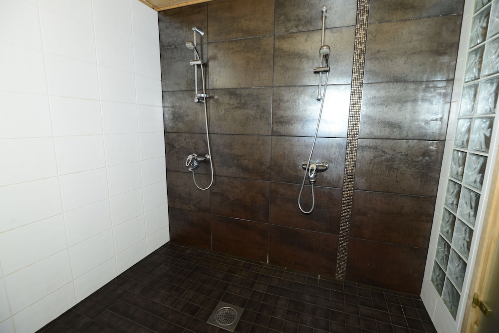 Cabin, Shared Bathroom, Annex Building (Summerroom, Shower in separate house) photo 3
