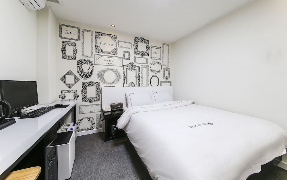 Standard Room photo 1