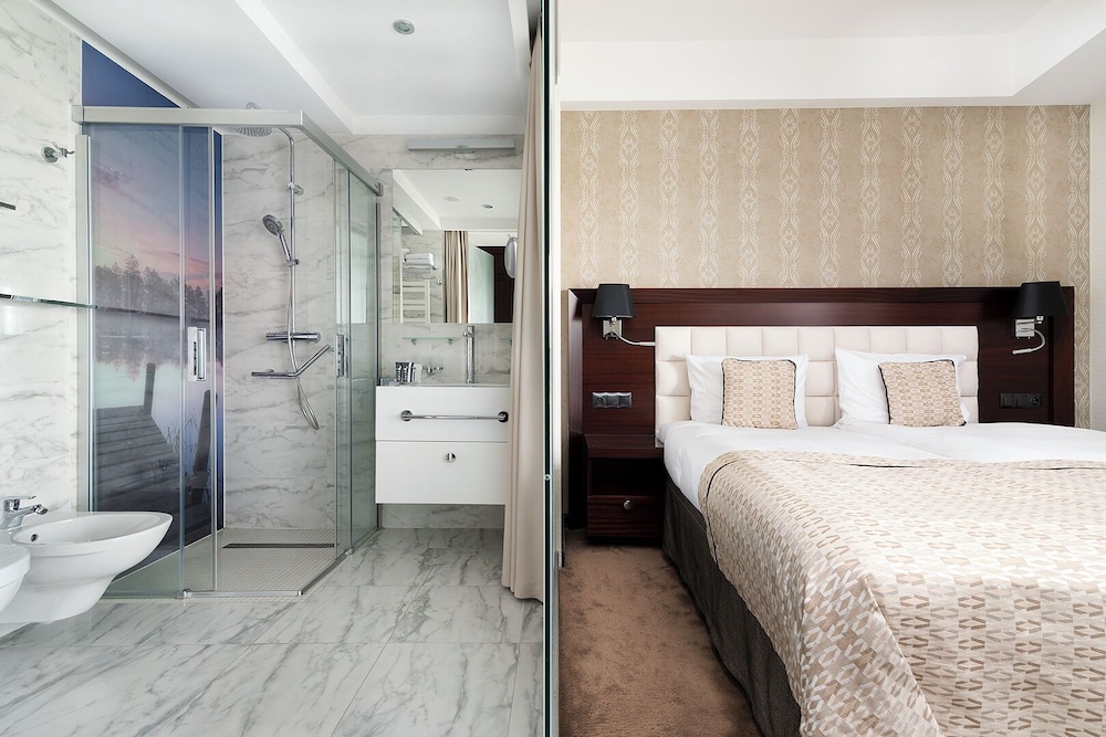 Deluxe Suite, Kitchenette, Lake View photo 1