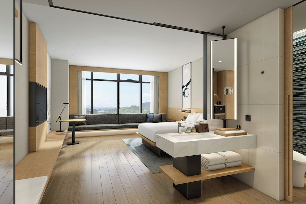 Premium Room, 1 King Bed