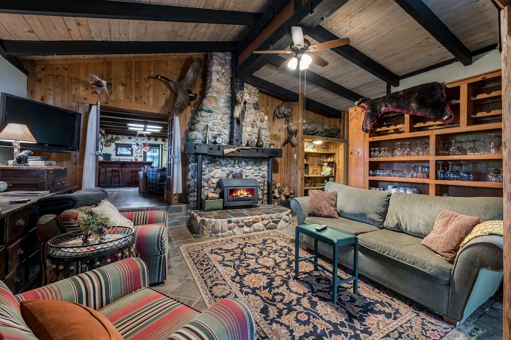 Family House, Multiple Beds