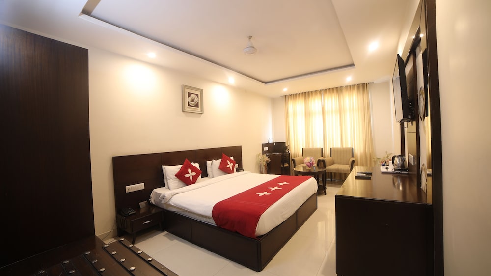 Executive Room - Photo 2