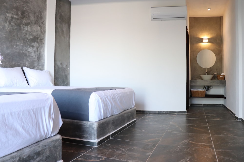 Quadruple Room, 2 Double Beds photo 2