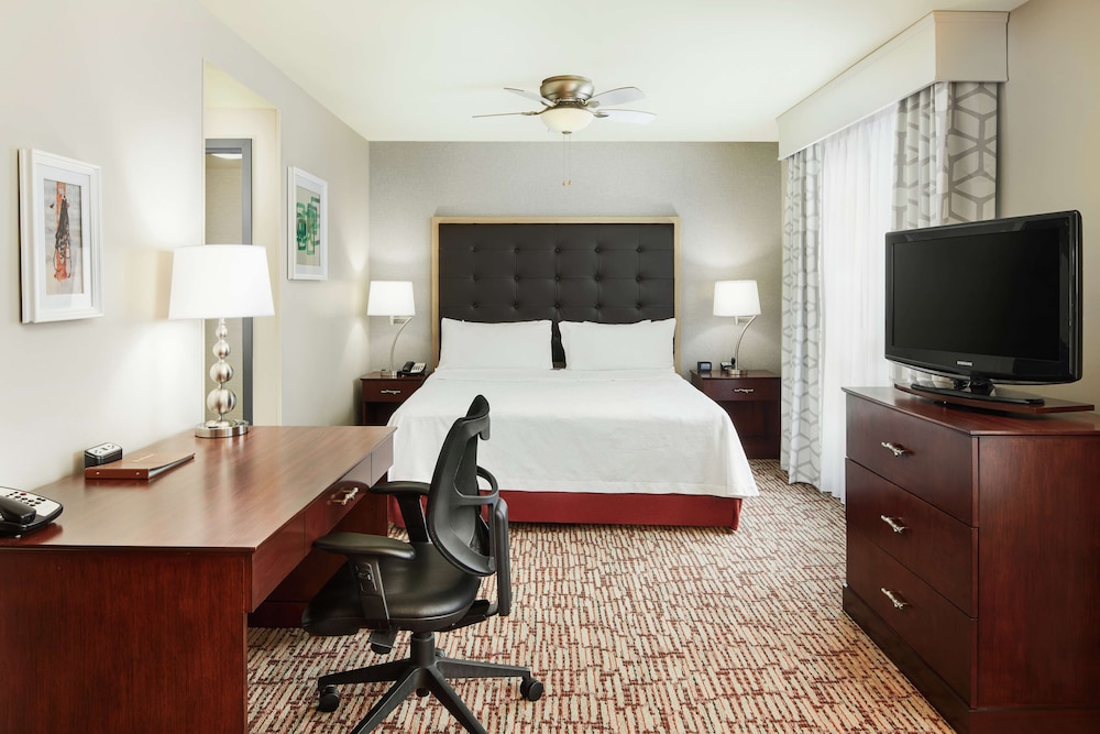 Studio, 1 King Bed, Accessible, Bathtub (Mobility & Hearing) - Photo 1